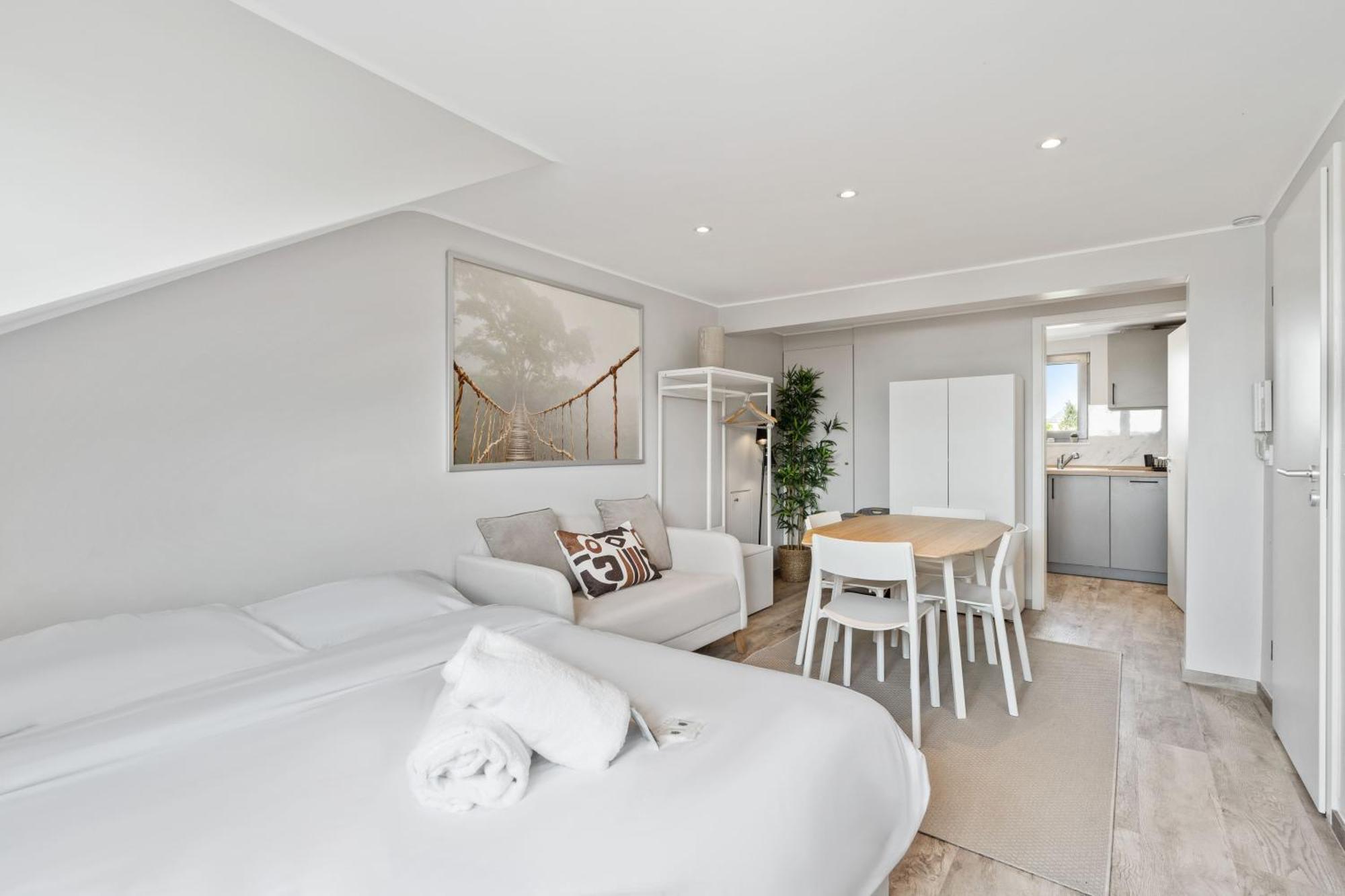 Modern Limpertsberg Studio Near City Center ลักเซมเบิร์ก ภายนอก รูปภาพ
